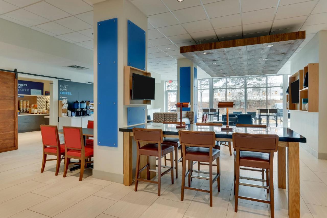 Holiday Inn Express & Suites - Dawsonville By Ihg Ngoại thất bức ảnh